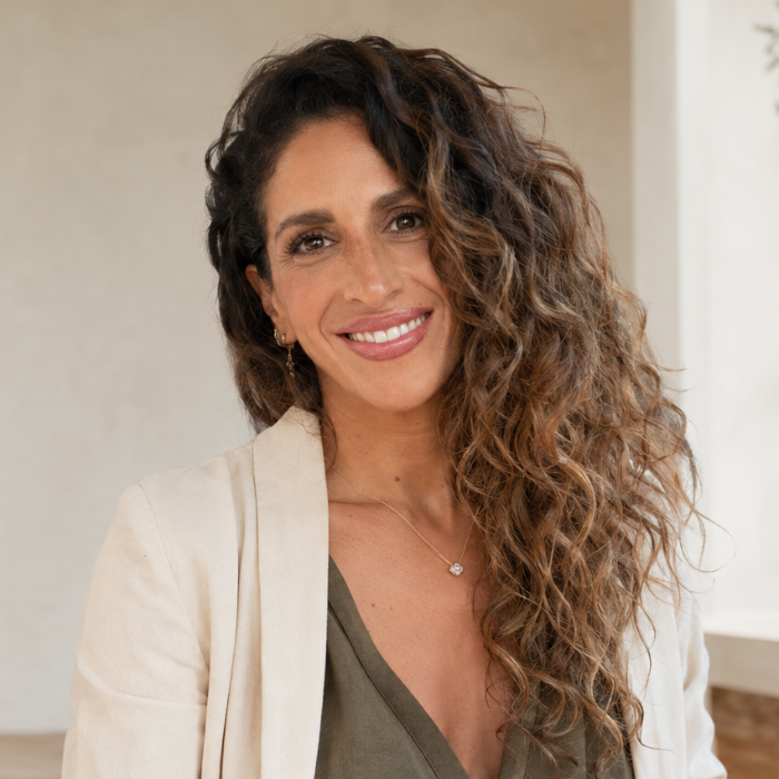 Esther Avergil (Malka), founder of Fengfu